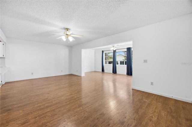 8666 SW 92ND LANE F, Ocala, FL 34481