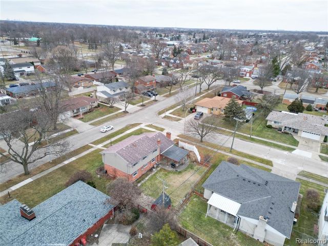 18815 Rockport Street, Roseville, MI 48066