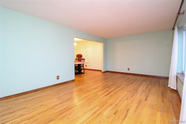 18815 Rockport Street, Roseville, MI 48066