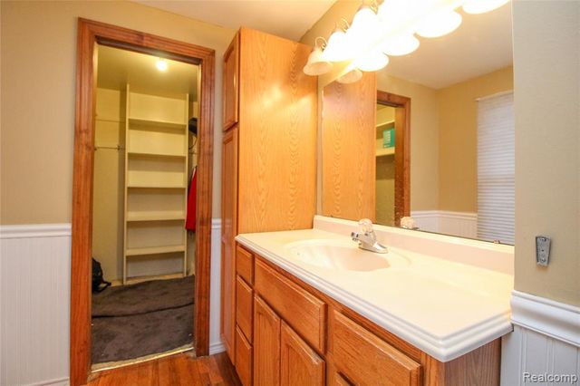 18815 Rockport Street, Roseville, MI 48066