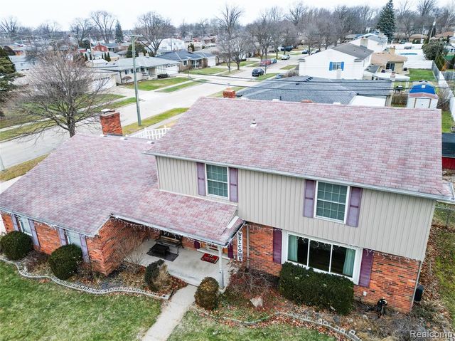 18815 Rockport Street, Roseville, MI 48066