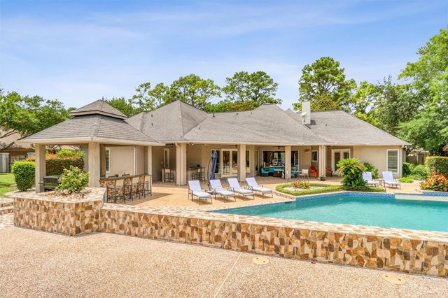 51 Wincrest Falls Drive, Cypress, TX 77429