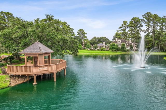 51 Wincrest Falls Drive, Cypress, TX 77429