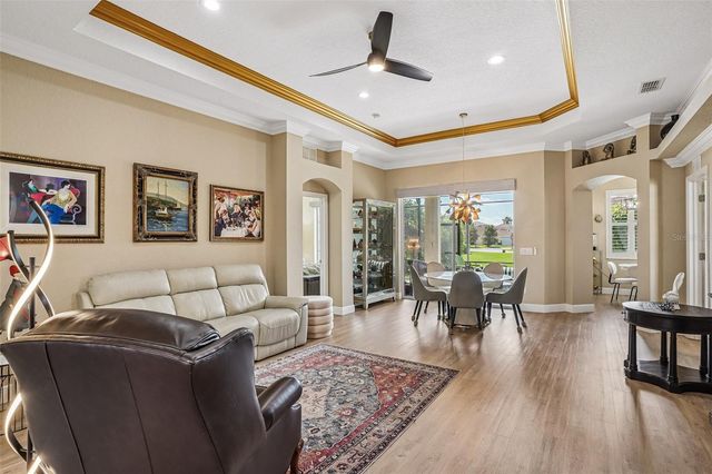 10199 MAINSAIL DRIVE, Oxford, FL 34484