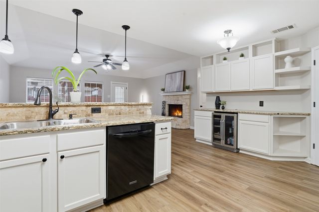 5709 Fair Wind Street, Fort Worth, TX 76135