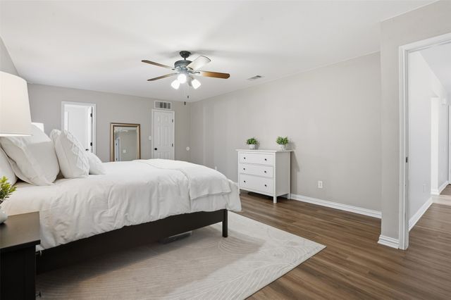 5709 Fair Wind Street, Fort Worth, TX 76135