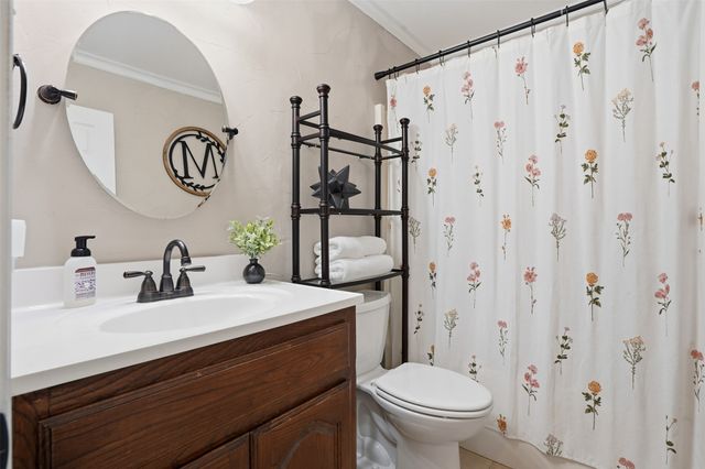 5709 Fair Wind Street, Fort Worth, TX 76135