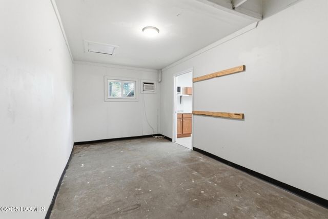 220 Duclos Street, Lafayette, LA 70506