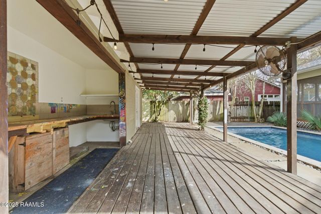 220 Duclos Street, Lafayette, LA 70506