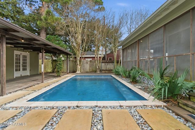 220 Duclos Street, Lafayette, LA 70506