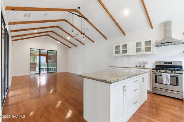 220 Duclos Street, Lafayette, LA 70506