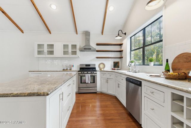 220 Duclos Street, Lafayette, LA 70506