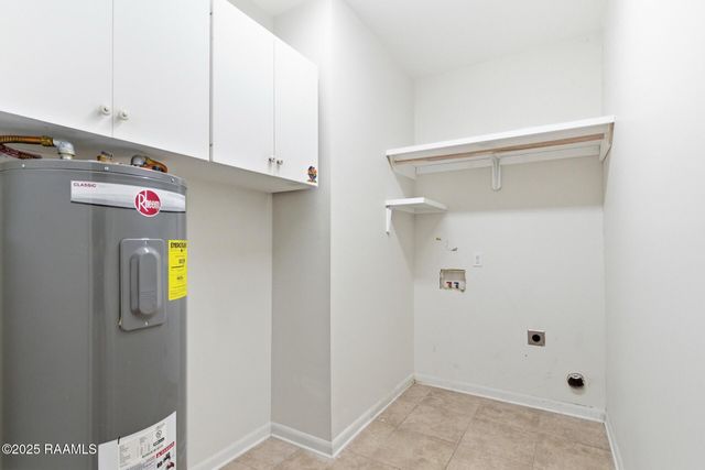 220 Duclos Street, Lafayette, LA 70506