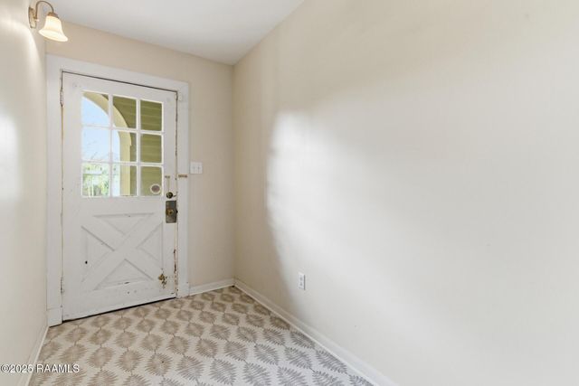 220 Duclos Street, Lafayette, LA 70506