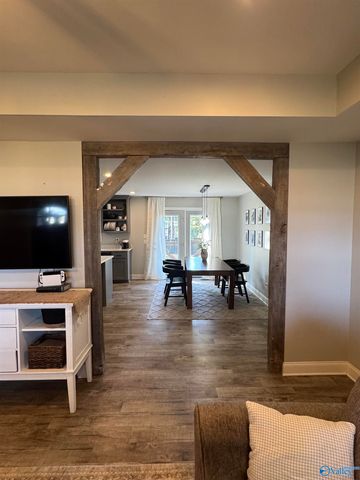 70 Buck Island Drive, Guntersville, AL 35976