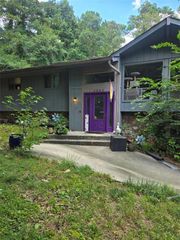 4693 Rivercliff Drive, Lilburn, GA 30047