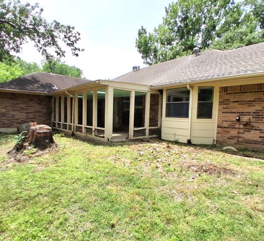 319 Jamie Way, Greenville, TX 75402