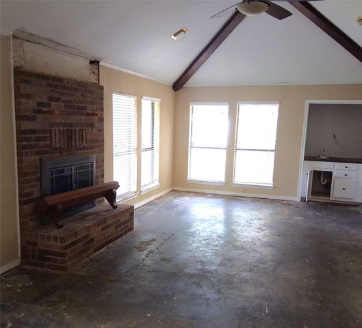 319 Jamie Way, Greenville, TX 75402