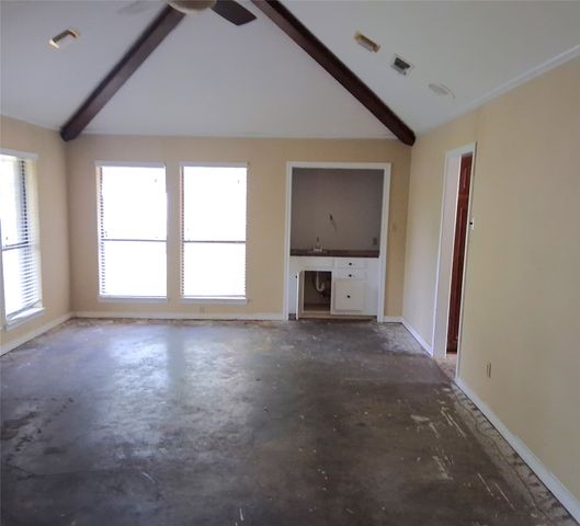 319 Jamie Way, Greenville, TX 75402