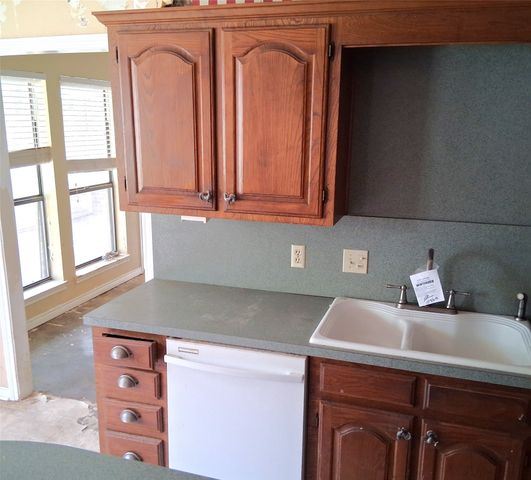 319 Jamie Way, Greenville, TX 75402