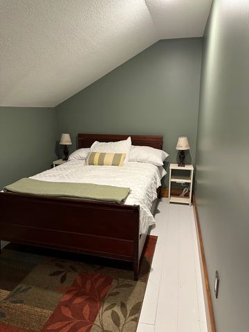 323 W Wright Avenue, Shepherd, MI 48883