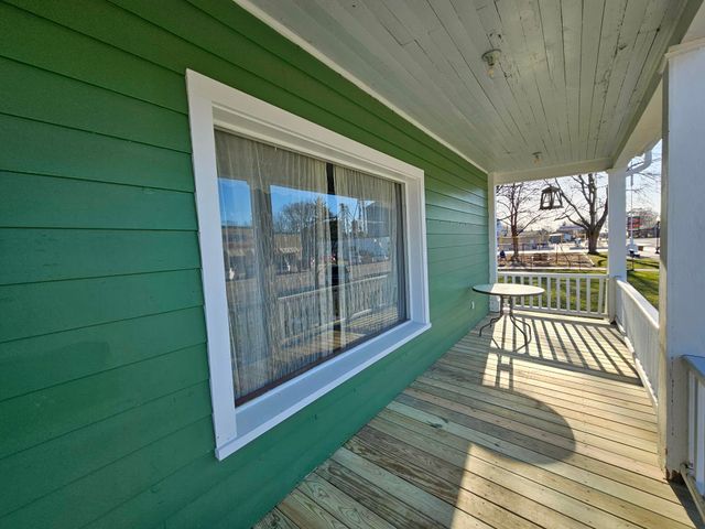 323 W Wright Avenue, Shepherd, MI 48883