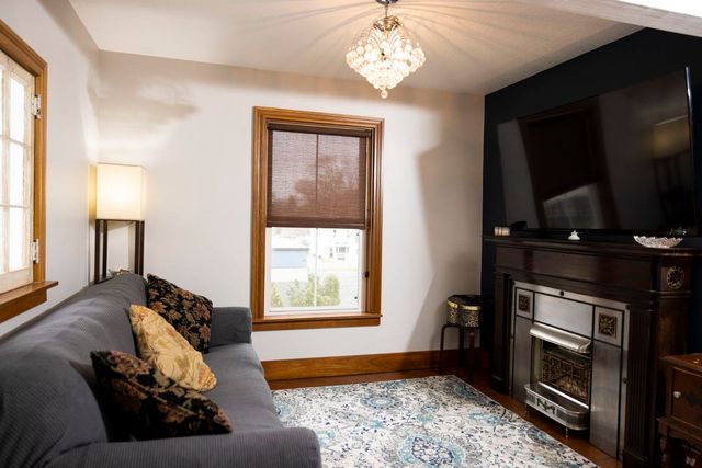 323 W Wright Avenue, Shepherd, MI 48883