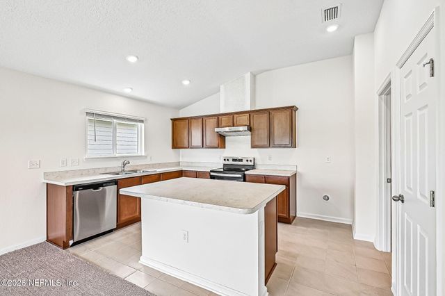 8345 HAWKES MEADOW Drive, Jacksonville, FL 32219