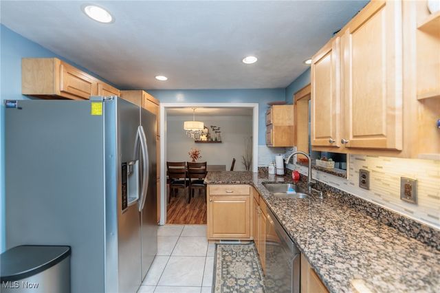 1409 Ford Road, Lyndhurst, OH 44124