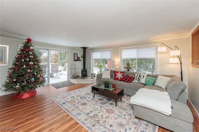 1409 Ford Road, Lyndhurst, OH 44124