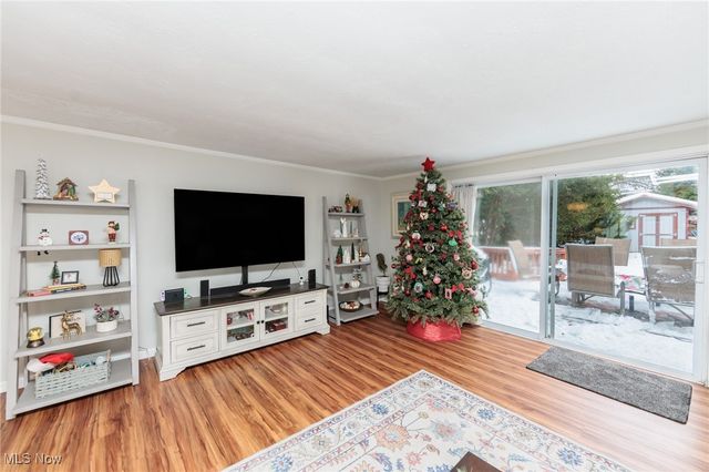 1409 Ford Road, Lyndhurst, OH 44124