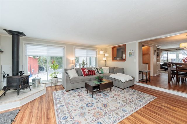 1409 Ford Road, Lyndhurst, OH 44124