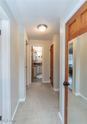 1409 Ford Road, Lyndhurst, OH 44124