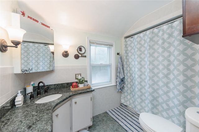 1409 Ford Road, Lyndhurst, OH 44124