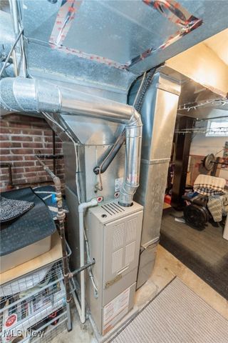 1409 Ford Road, Lyndhurst, OH 44124