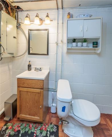 1409 Ford Road, Lyndhurst, OH 44124