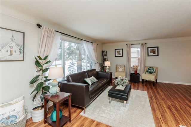 1409 Ford Road, Lyndhurst, OH 44124