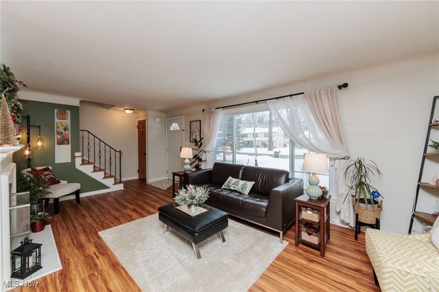 1409 Ford Road, Lyndhurst, OH 44124