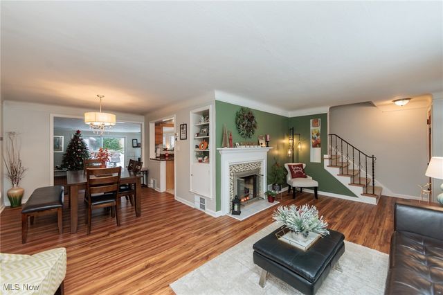 1409 Ford Road, Lyndhurst, OH 44124