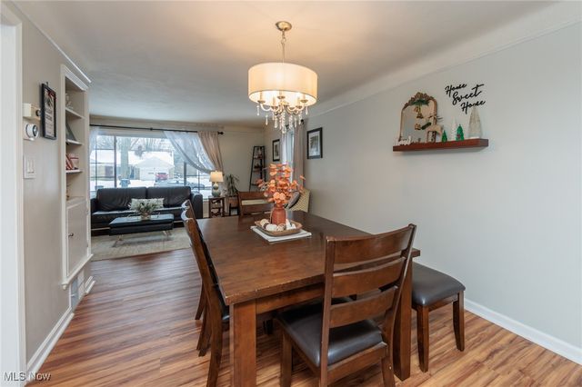 1409 Ford Road, Lyndhurst, OH 44124