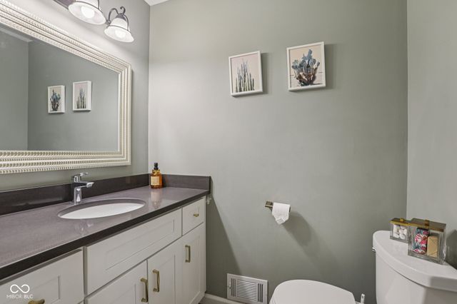 13703 Goldfinch Drive, Carmel, IN 46032