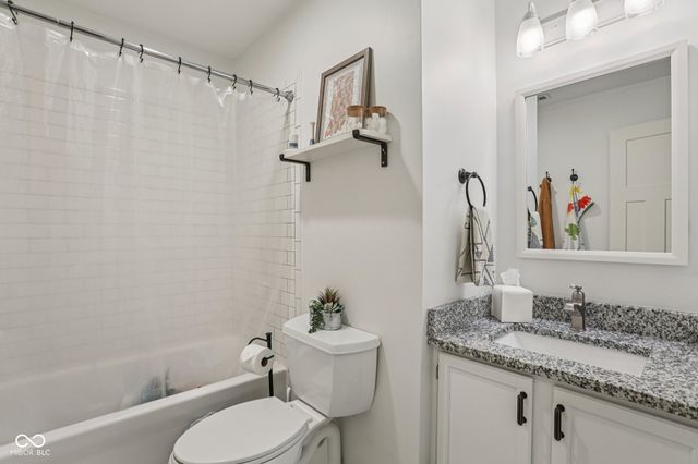 13703 Goldfinch Drive, Carmel, IN 46032