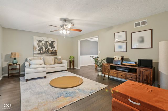 13703 Goldfinch Drive, Carmel, IN 46032