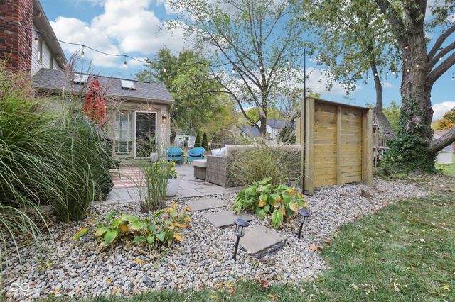 13703 Goldfinch Drive, Carmel, IN 46032