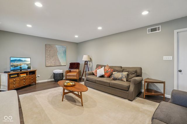 13703 Goldfinch Drive, Carmel, IN 46032