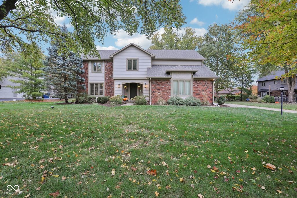 13703 Goldfinch Drive, Carmel, IN 46032