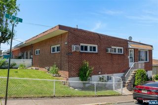 7711 Durham Avenue, North Bergen, NJ 07047