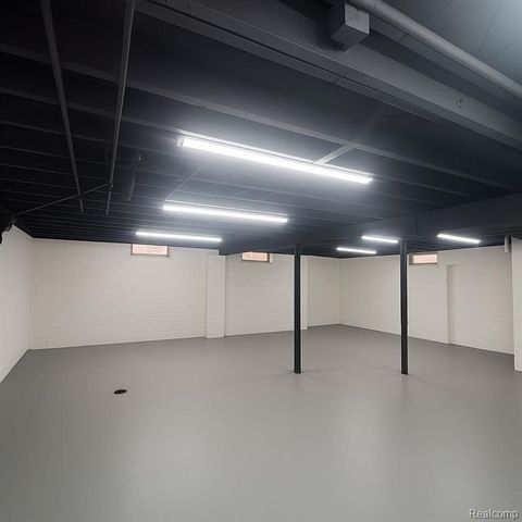 15975 Kinloch, Redford, MI 48239