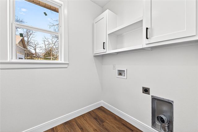 2 Foshee Lane, Bella Vista, AR 72715