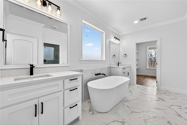 2 Foshee Lane, Bella Vista, AR 72715